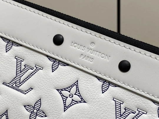 Affordable VUITTON POCHETTE LOUIS TO-GO-30*21.5*2cm 0720